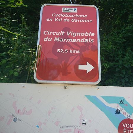 Location Meublee Au Milieu D'Un Ecrin De Verdure Aux Vieux Fours Noaillac ภายนอก รูปภาพ